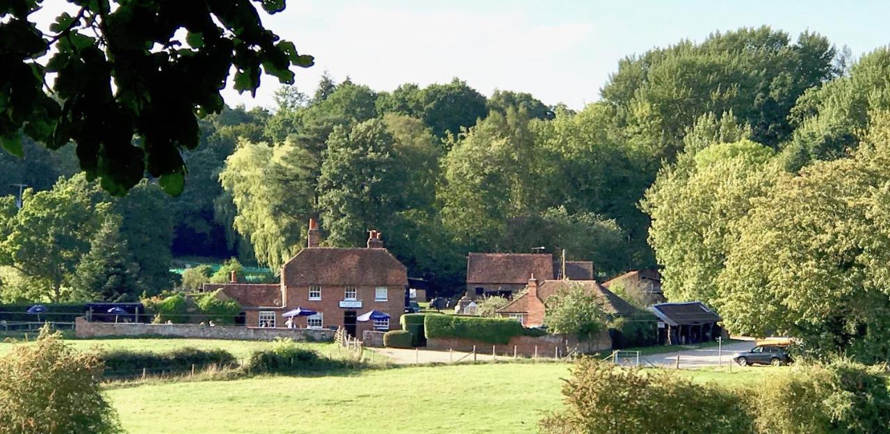 The Pot Kiln Hotel Newbury  Exterior photo